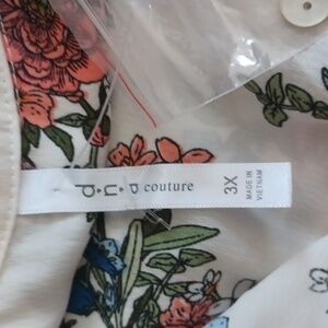 DNA couture flower print ivory in color